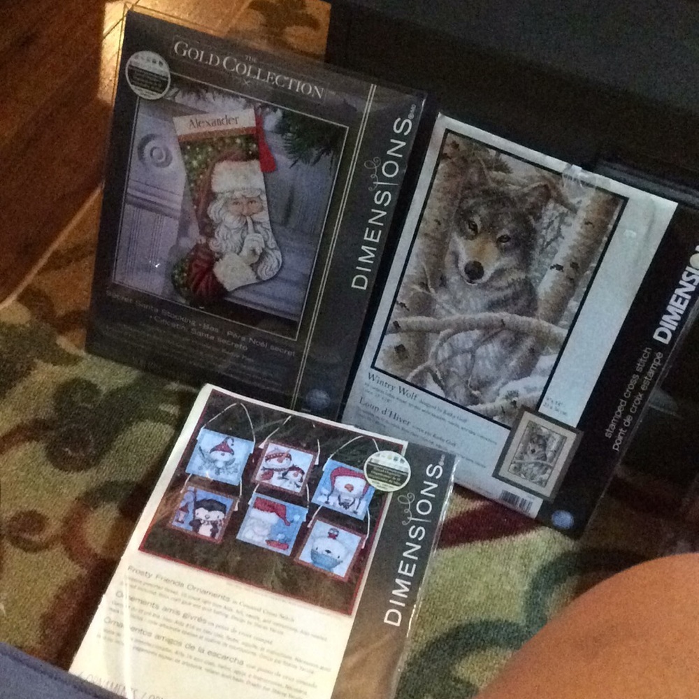 Dimensions Counted Cross Stitch Kit-Christmas Wolf